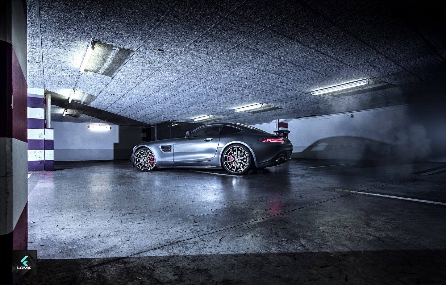 Mercedes AMG GT equipped with LOMA's SP1 deep dish rims.